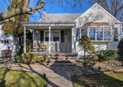 Pre-foreclosure in  MCFARLANE RD Colonia, NJ 07067