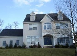 Pre-foreclosure Listing in BAKLEY TER WEST ORANGE, NJ 07052