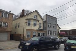 Pre-foreclosure in  MAGNOLIA AVE Elizabeth, NJ 07201