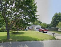Pre-foreclosure in  HOLLOW ST Bellport, NY 11713