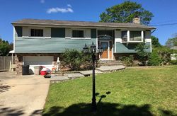 Pre-foreclosure in  BAYBERRY RD Ronkonkoma, NY 11779