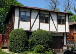 Pre-foreclosure in  VAN NOSTRAND AVE Great Neck, NY 11024