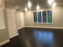  E 50th St, Bayonne NJ