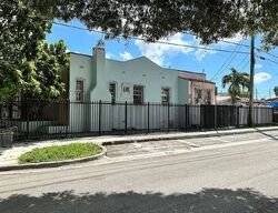 Pre-foreclosure in  NW 27TH ST Miami, FL 33142