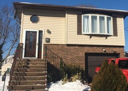 Pre-foreclosure in  NEWTON ST Rahway, NJ 07065