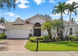 Pre-foreclosure in  VIA ODANTI DR Bonita Springs, FL 34135