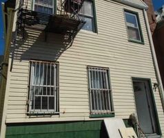 Pre-foreclosure Listing in 40TH RD ELMHURST, NY 11373