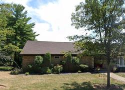 Pre-foreclosure in  HUNT LN Staten Island, NY 10304