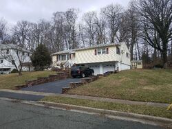 Pre-foreclosure in  CLARK LN South Plainfield, NJ 07080