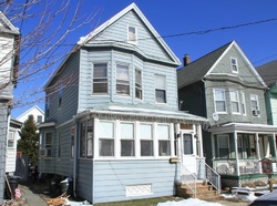 Pre-foreclosure Listing in W 40TH ST BAYONNE, NJ 07002