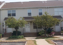 Pre-foreclosure Listing in WETHERBURN CT FLEMINGTON, NJ 08822