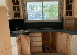 Pre-foreclosure in  MOHEGAN LN Commack, NY 11725