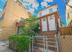Pre-foreclosure Listing in 182ND PL HOLLIS, NY 11423