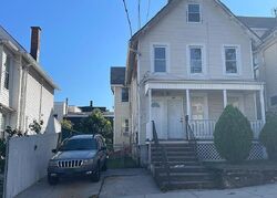 Pre-foreclosure in  UNION AVE Staten Island, NY 10303