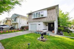 Pre-foreclosure in  WILLOWBROOK RD Staten Island, NY 10314