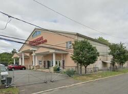 Pre-foreclosure in  RONALD DR N Amityville, NY 11701