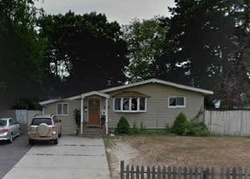  Laurie Rd, Brentwood NY