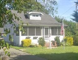  Lincoln Ave, Sayville NY