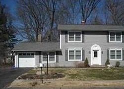 Pre-foreclosure in  SPARROW LN Pearl River, NY 10965