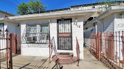 Pre-foreclosure Listing in BROOKHAVEN AVE FAR ROCKAWAY, NY 11691