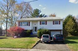 Pre-foreclosure in  TOPOR RD East Brunswick, NJ 08816