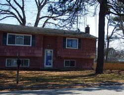  Rose Pl, West Babylon NY