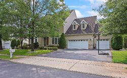 Pre-foreclosure in  HUGGINS LN Englishtown, NJ 07726