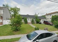 Pre-foreclosure in  N 9TH ST Kenilworth, NJ 07033