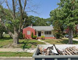 Pre-foreclosure in  PUTTING GREEN AVE Northfield, NJ 08225