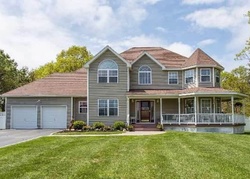 Pre-foreclosure in  BRIER HOLLOW CT Manorville, NY 11949