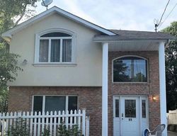 Pre-foreclosure in  EXCELSIOR AVE Staten Island, NY 10309