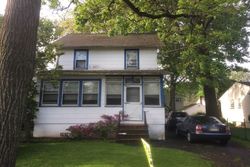  W 3rd Ave, Roselle NJ