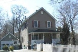 Pre-foreclosure in  CAPITOL HEIGHTS RD Oyster Bay, NY 11771