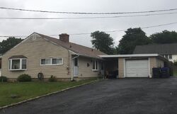 Pre-foreclosure in  JACKSON PL White Plains, NY 10603