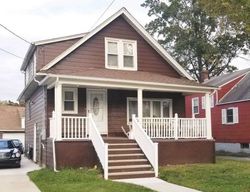 Pre-foreclosure in  NASSAU AVE Freeport, NY 11520