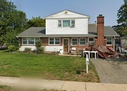 Pre-foreclosure in  WELLINGTON RD East Meadow, NY 11554
