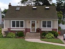 Pre-foreclosure Listing in KARP DR ISLIP TERRACE, NY 11752