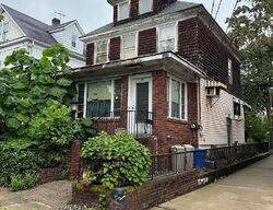 Pre-foreclosure in  ROOSEVELT ST Staten Island, NY 10304