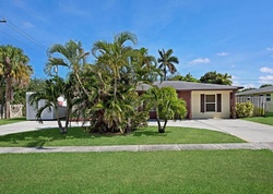  E Ilex Dr, West Palm Beach FL