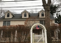 Pre-foreclosure in  LINDBERGH ST Massapequa Park, NY 11762