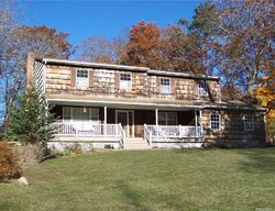  Ryan Ct, Ridge NY