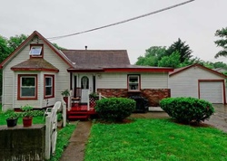 Pre-foreclosure in  SNYDERS CORNER RD Wynantskill, NY 12198