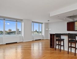 Pre-foreclosure in  RIVERSIDE BLVD M New York, NY 10069