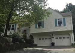 Pre-foreclosure Listing in WOODLAND TRL SPARTA, NJ 07871