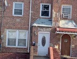 Pre-foreclosure in  PAULDING AVE Bronx, NY 10466