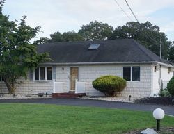  Easton Ave, North Babylon NY