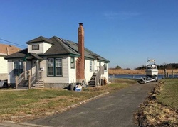 Pre-foreclosure in  VENETIAN BLVD Lindenhurst, NY 11757