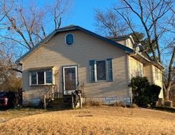 Pre-foreclosure in  HIAWATHA RD Somerdale, NJ 08083