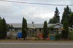 Pre-foreclosure in  NE 44TH ST Vancouver, WA 98661