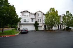 Pre-foreclosure in  62ND PL S Kent, WA 98032